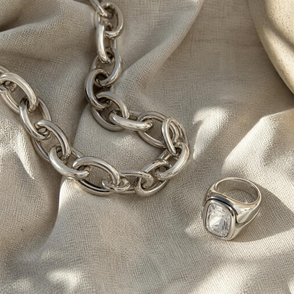 Chunky silver chain necklace and bold silver statement ring